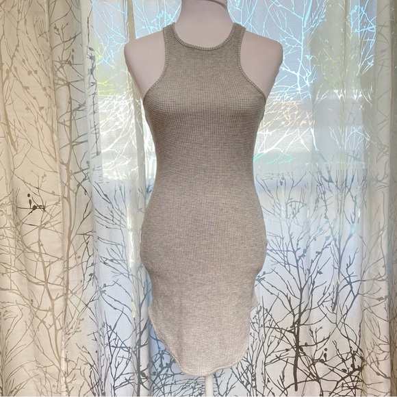 H:ours Racer gray waffle knit racerback bodycon mini dress - Picture 3 of 10